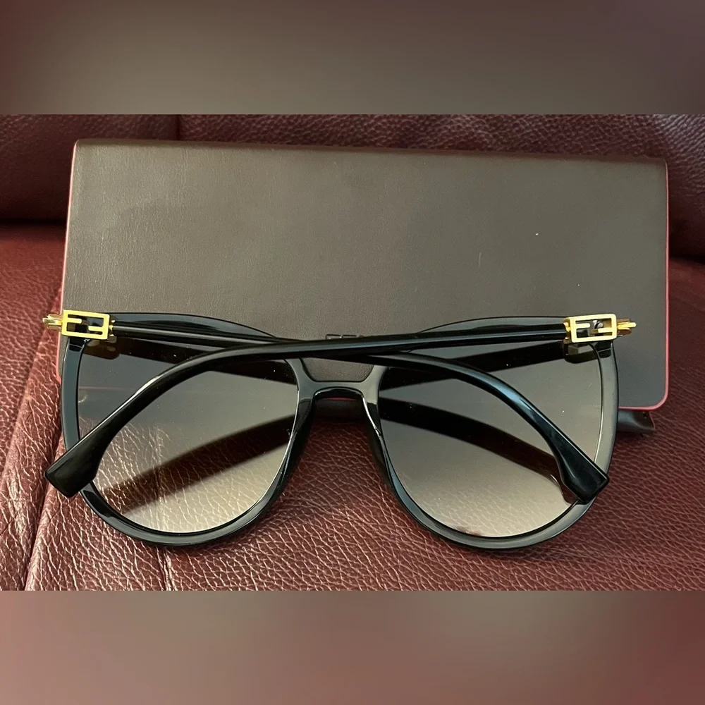 Fendi Cat Eye Black FF 0432/G/S Sunglasses - Picture 2 of 10